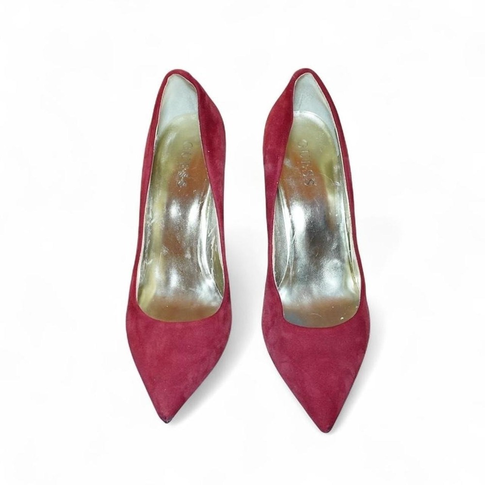 Vintage Guess Red suede pumps
